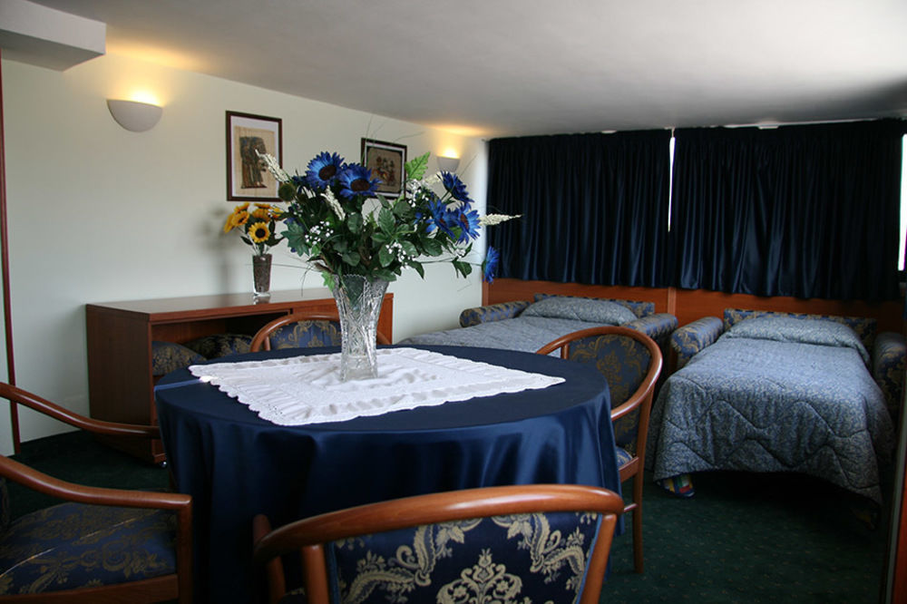 Hotel Cristallo Relais, Sure Hotel Collection By Best Western 蒂沃利 外观 照片